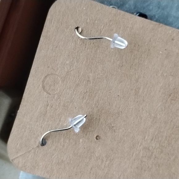 Hand Crafted Czech Glass Flower And Cat Charm Earrings - Picture 4 of 5